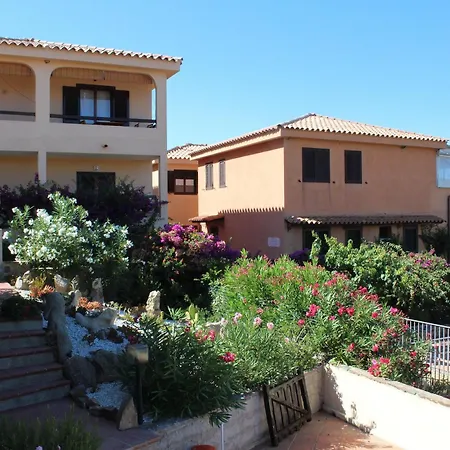 Residenze Cala Smeralda Apartamento *